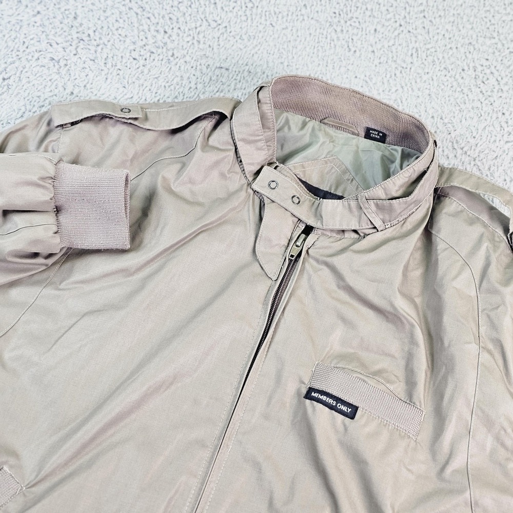 Members Only Jacket Mens 44 Beige Bomber Stand Collar Epaulets Lined Classic